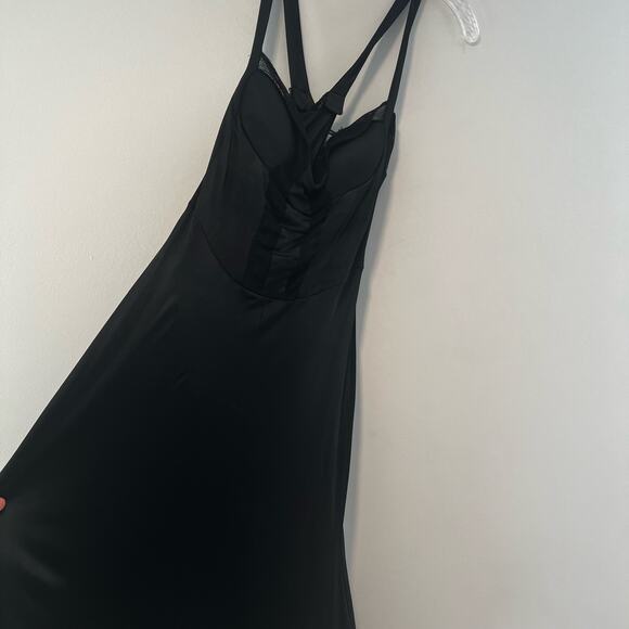 Versace Classic Little Black Dress Stretchy & Lace Size 42 (Medium) - Picture 2 of 7